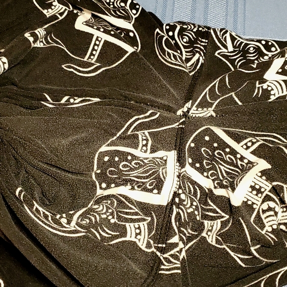 Black & White Cotton Boho Elephant Leggings - Size XSmall to Small - Picture 10 of 10